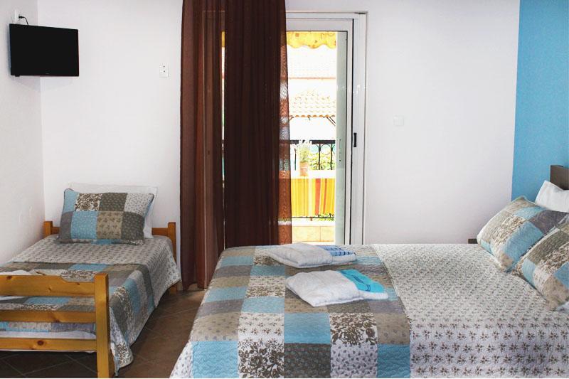 Souzana Rooms Nea Plagia Exterior foto
